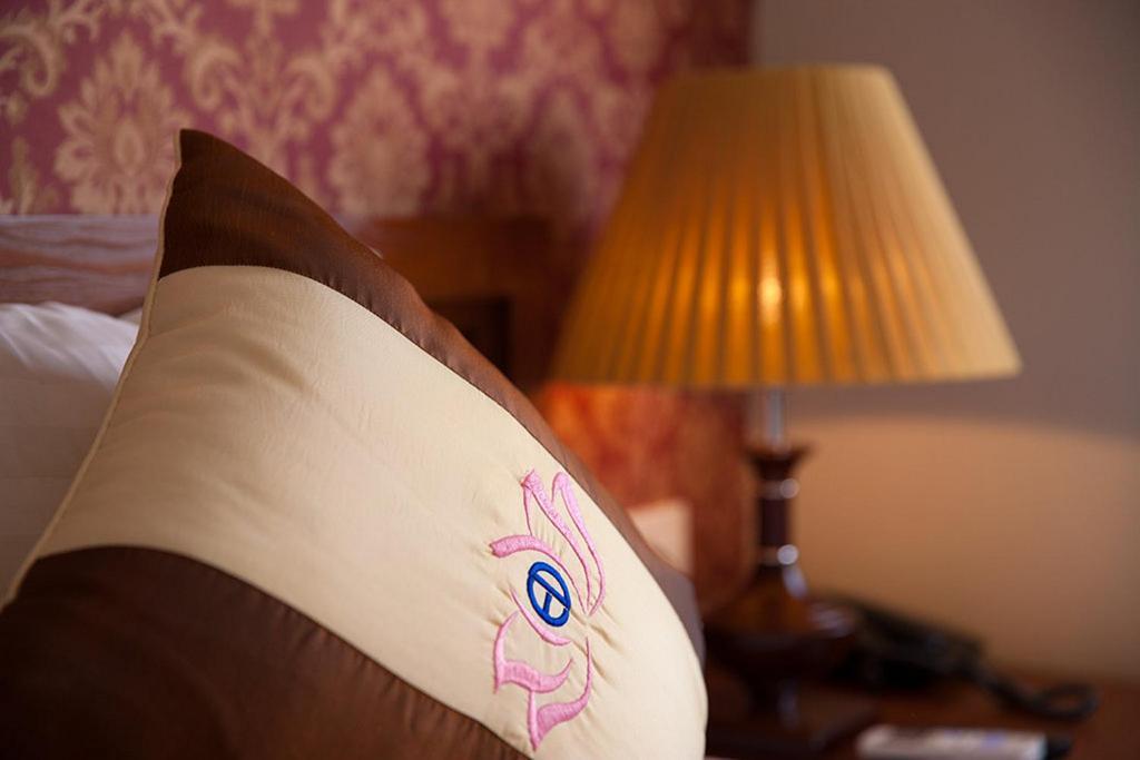Hotel First Eden - Hang Bun Hanoi