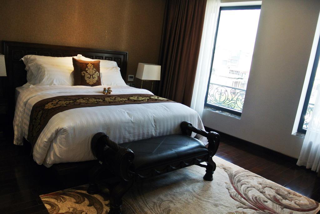 Apartment Jb Serviced