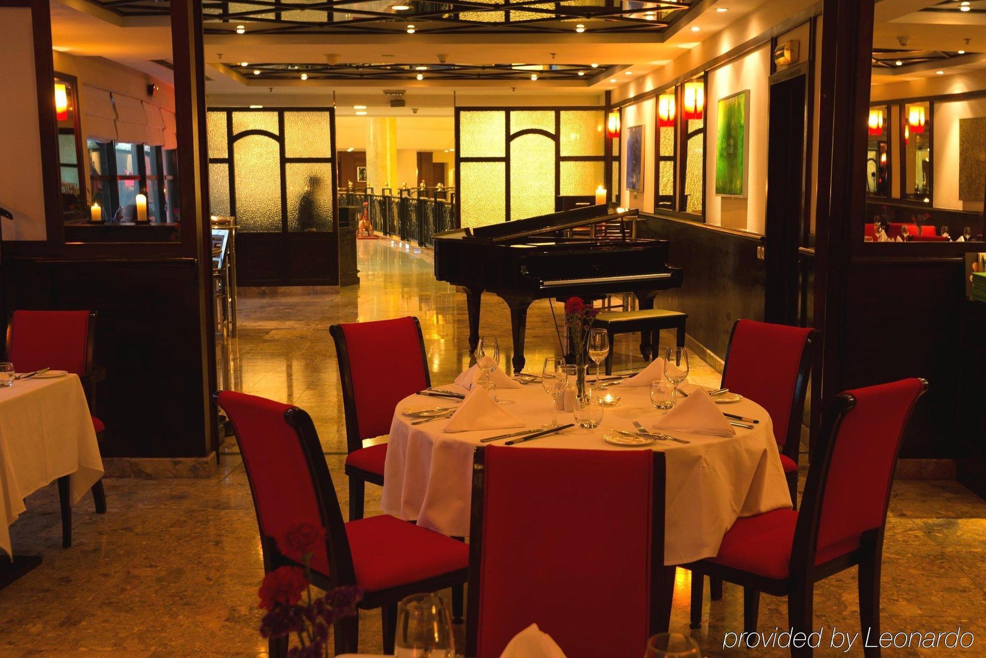 Hilton Opera