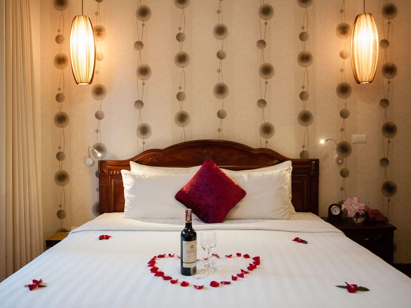 Hotel Golden Moon & Travel Hanoi