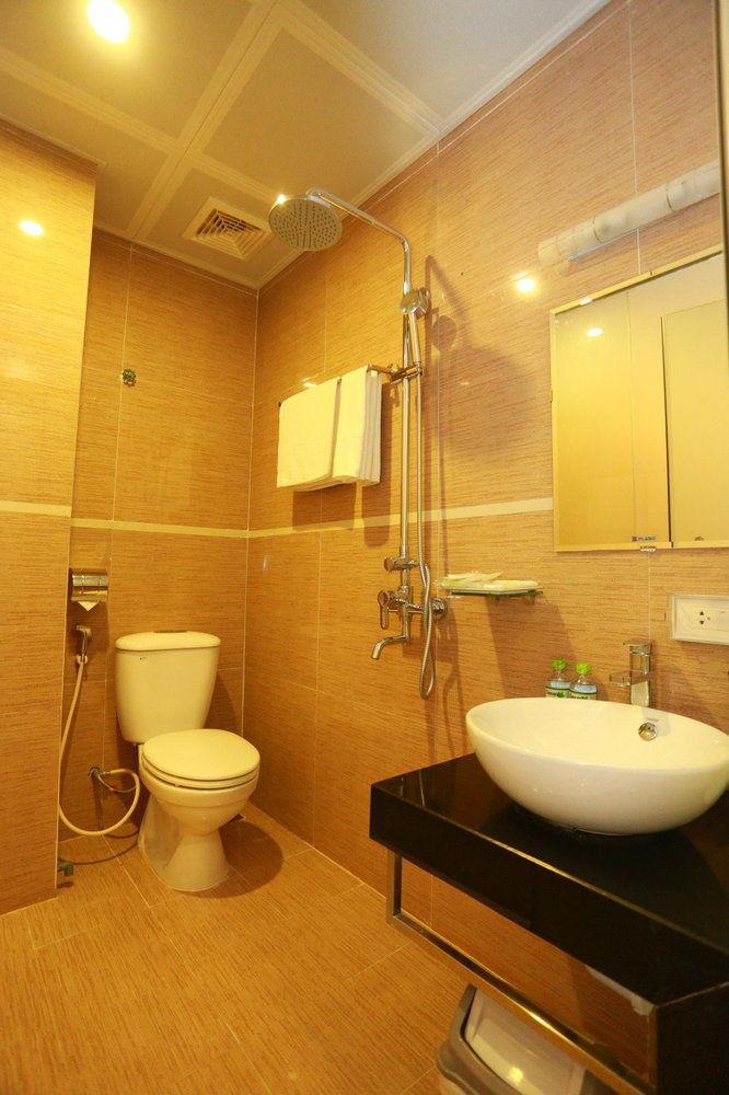 Oyo 210 Saki 3* Hanoi