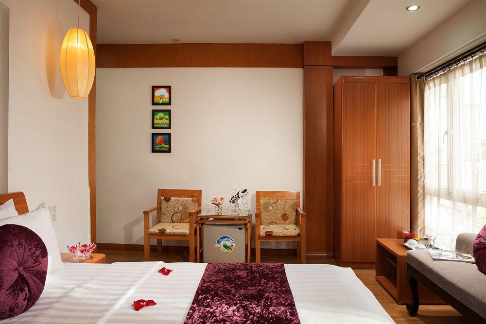 Golden Palace Hotel