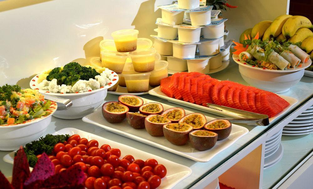 Golden Palace Hotel 3*