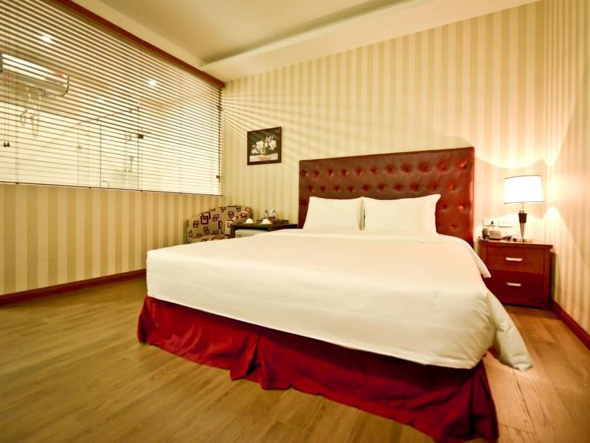 Night Hotel 3*
