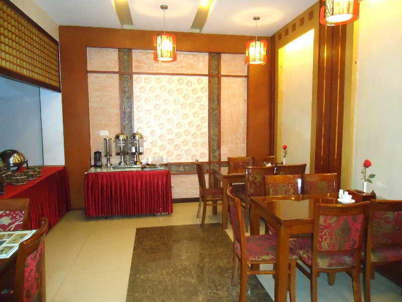 Aquarius Grand
