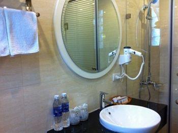 Tu Linh Palace 3* Hanoi