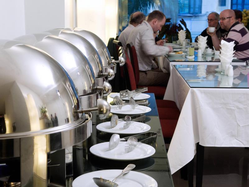 La Sante & 4* Hanoi