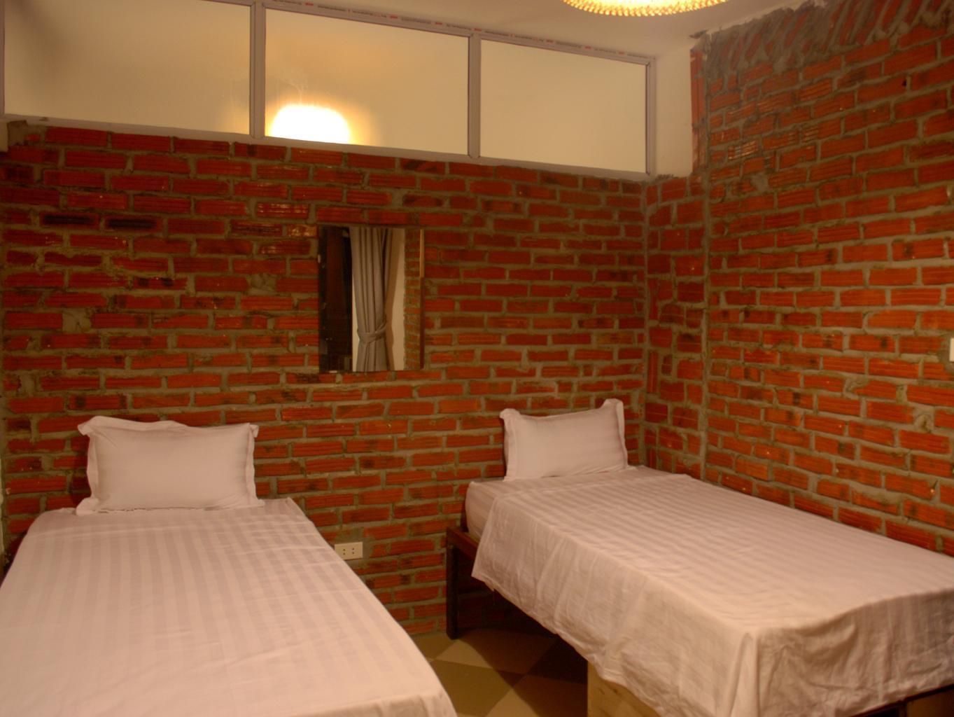 Rendezvous & 3* Hanoi