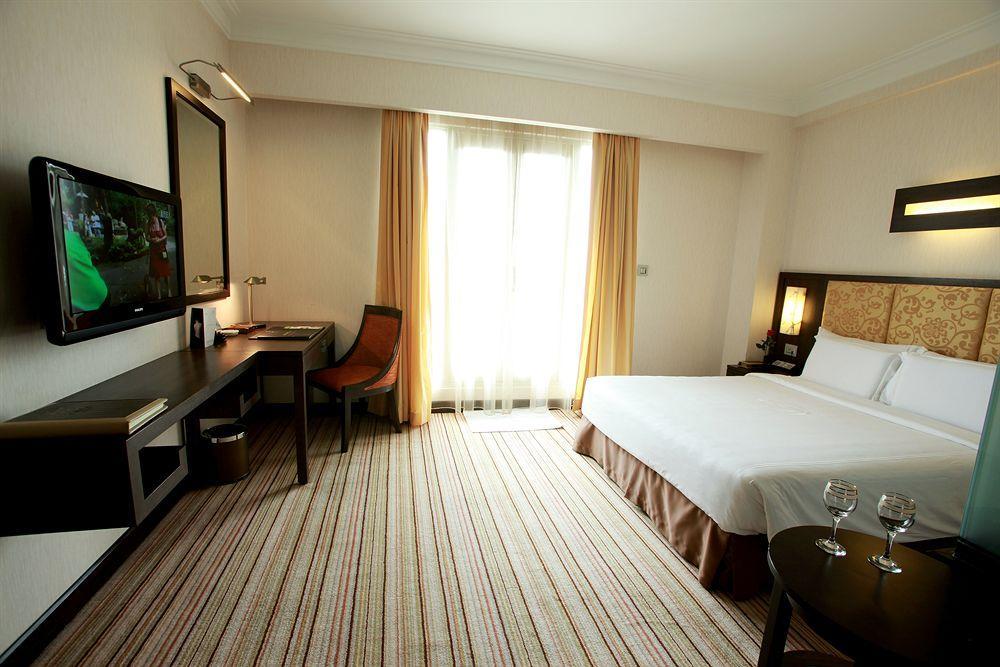 Silk Path Boutique Hotel