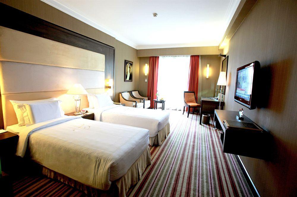Silk Path Boutique Hotel 4*