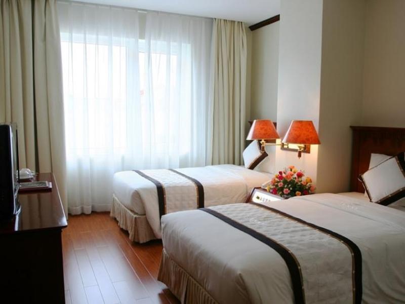 Sunny 1 Hotel 3*