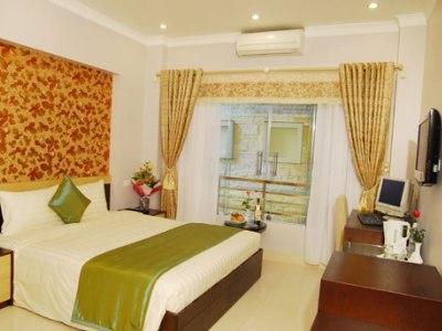 Eliana Ruby & Travel 3* Hanoi