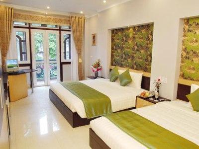 Eliana Ruby & Travel Hotel