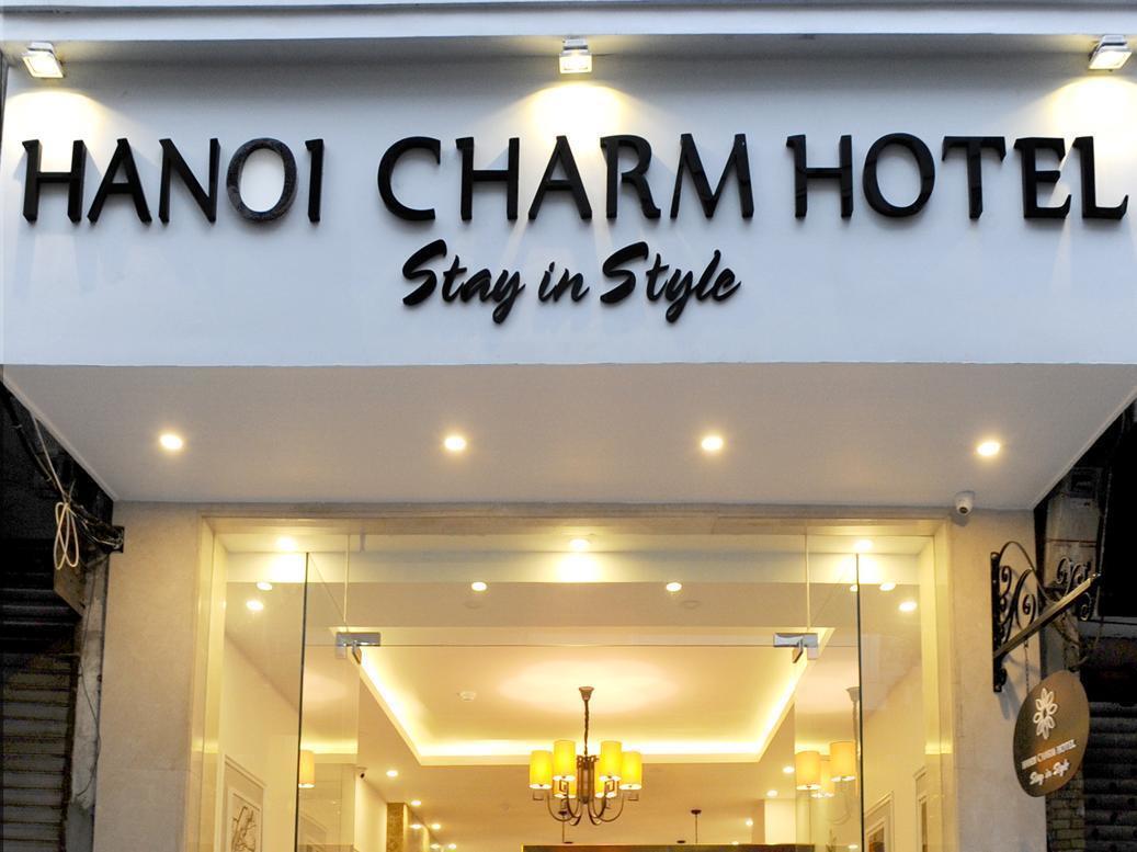 Charm & 3*