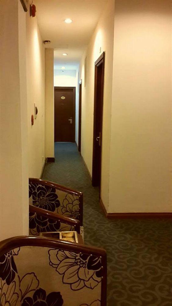 Tran Hotel 3*