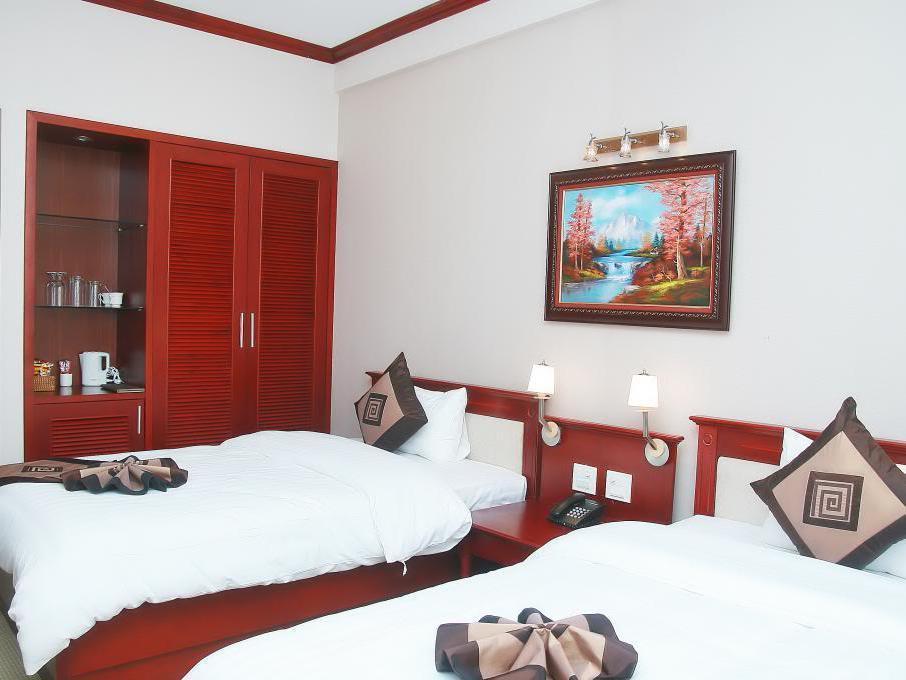 Hoa Nam Hotel Hanoi