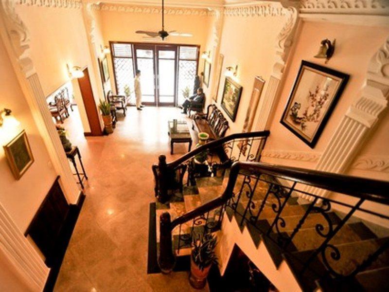 Hong Ngoc Dynastie Boutique &