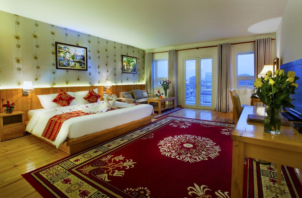 Hotel Viet View & 3*