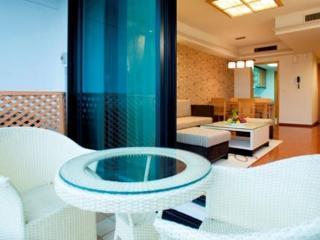 Aparthotel Rose Garden Residences 4*