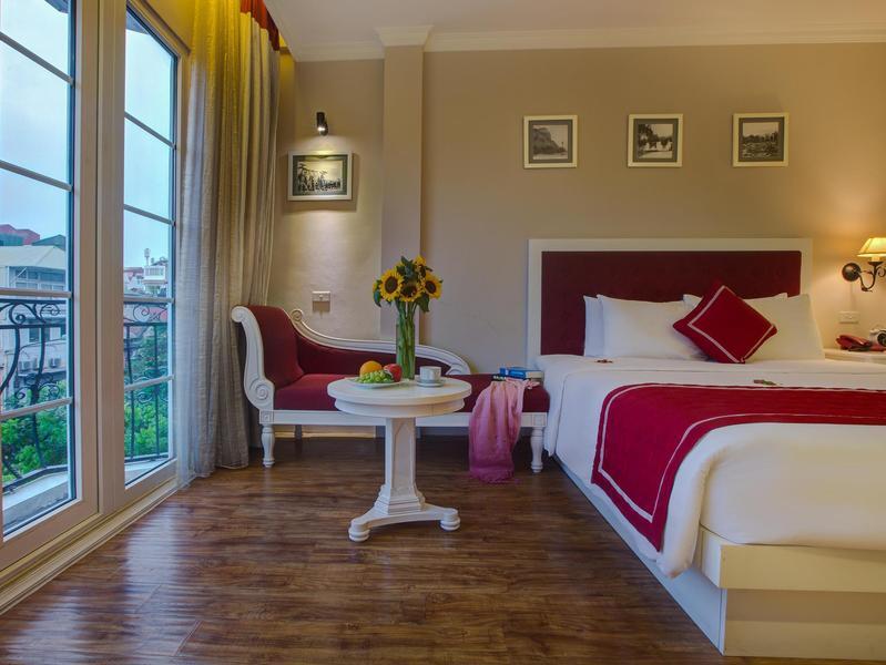 Calypso Premier Hotel 3*