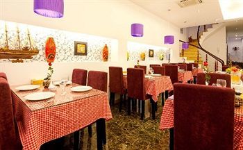 Hotel Tu Linh Palace 3*