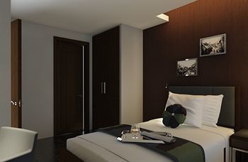 Emerald Waters Classy Hotel 4*