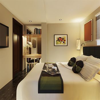 Hotel Emerald Waters Classy Hanoi