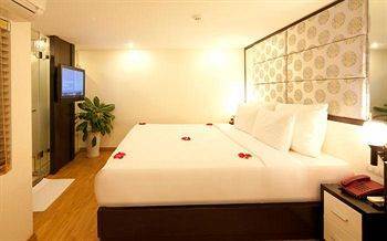 Rising Dragon Legend Hotel 3*
