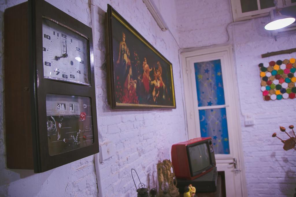1990s Apartment
