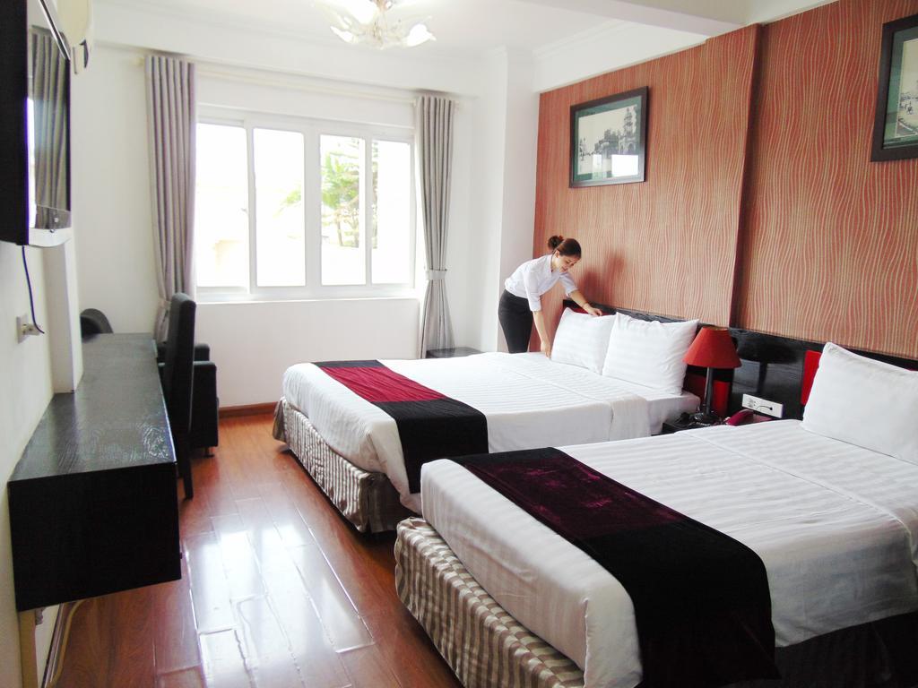 Crystal Hotel