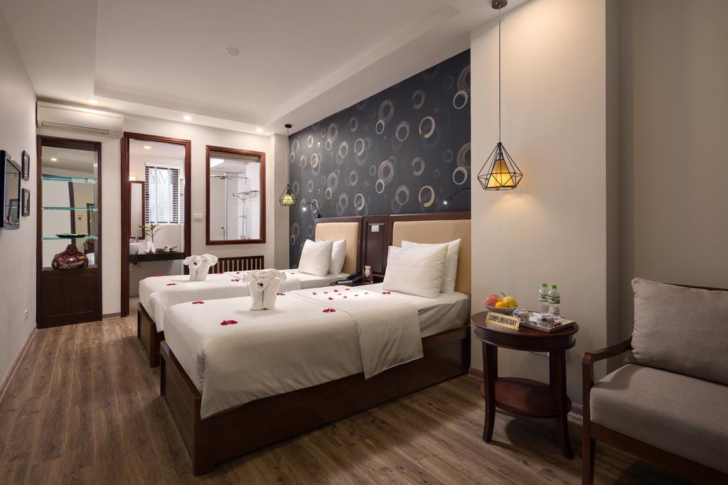Hotel Holiday Emerald 3*