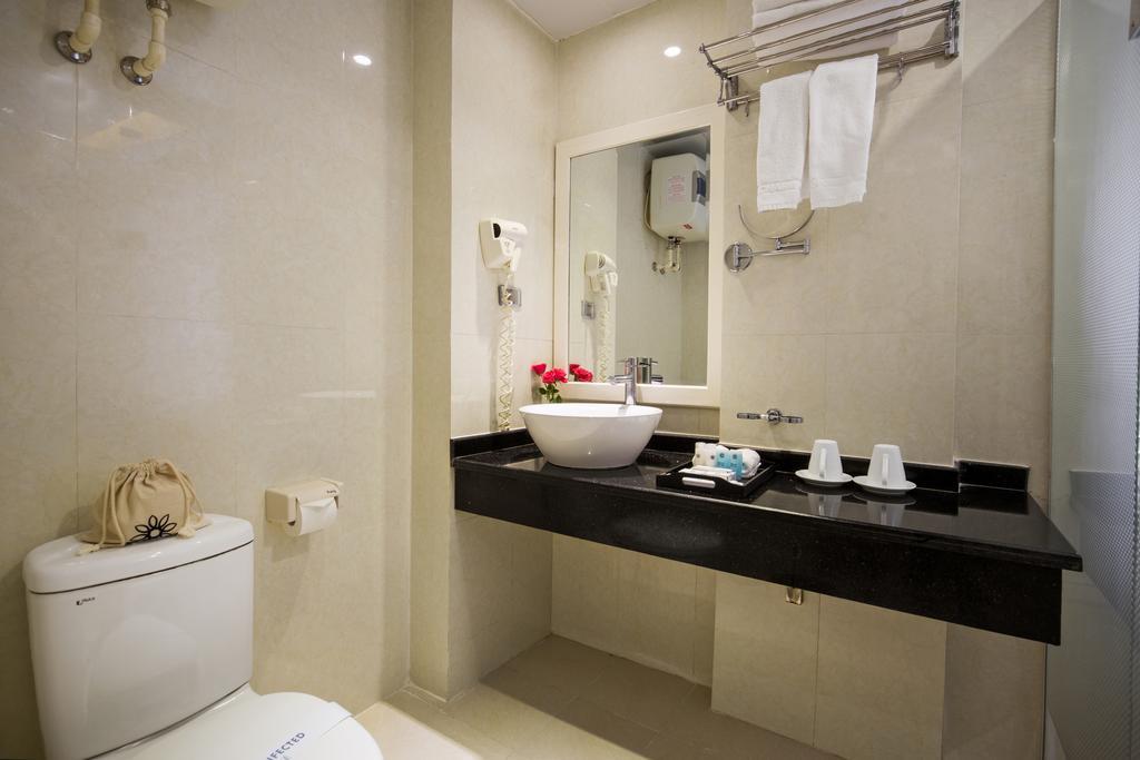 Hotel Charm & Hanoi