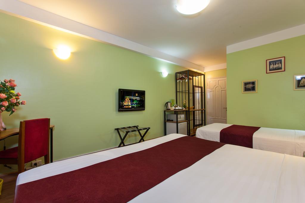 Hotel Iris Boutique Hanoi