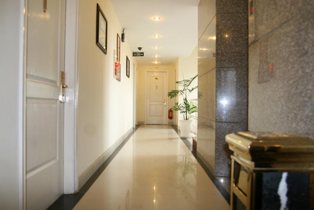 Danly Hotel