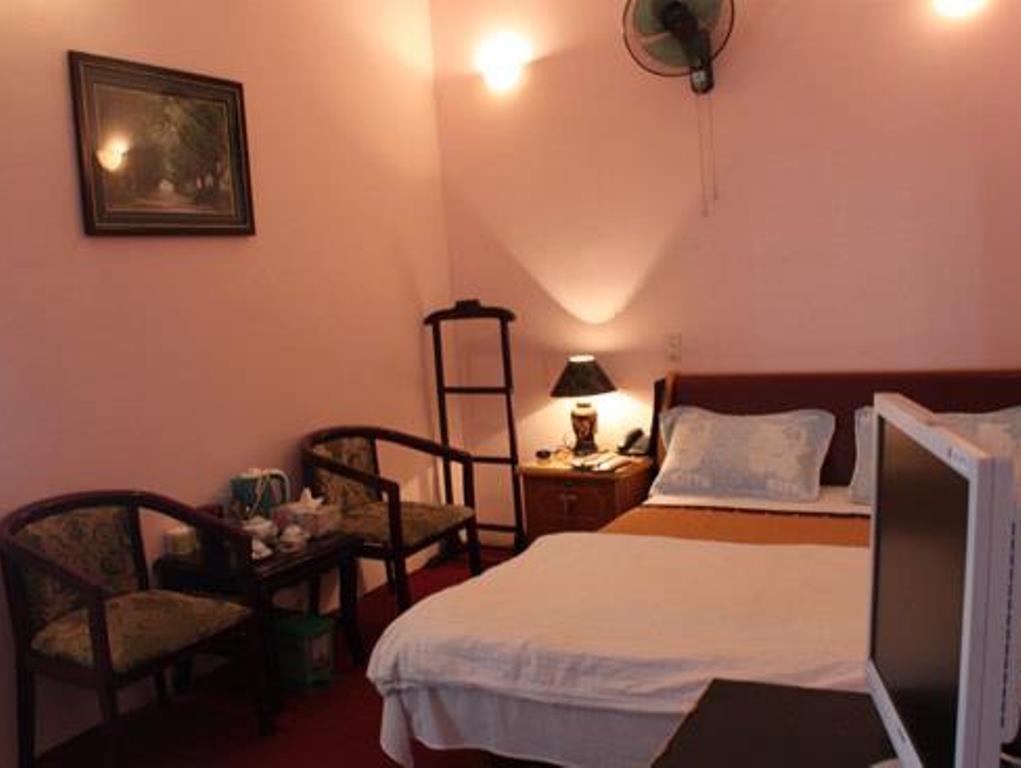 Hotel A25 - Hoang Quoc Viet 2*
