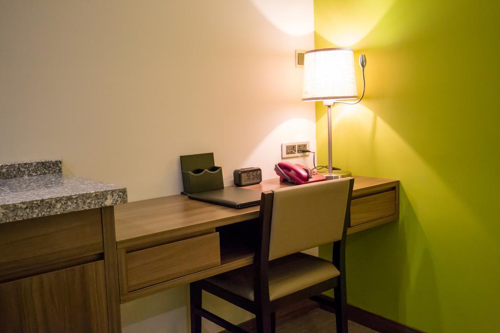 Hotel Kuretakeso Tho Nhuom 84 4*