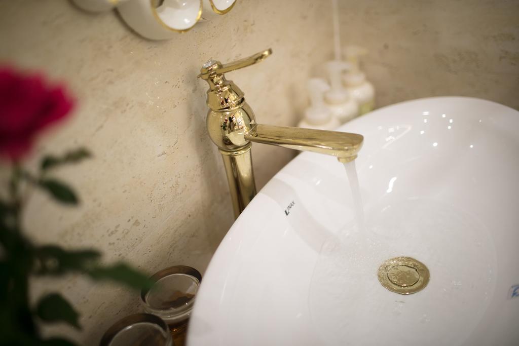 Khách sạn Và Dưỡng Viola Royal Hà Nội
