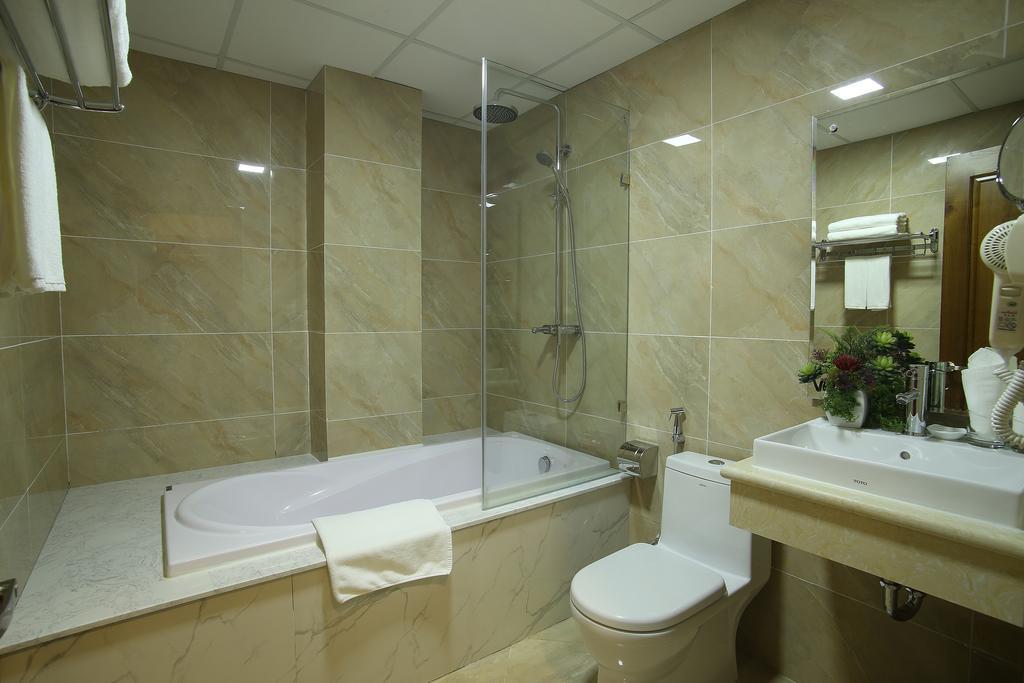 Hotel West & Hanoi