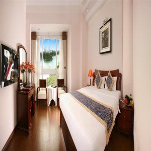 Hotel Lakeside Palace Hanoi