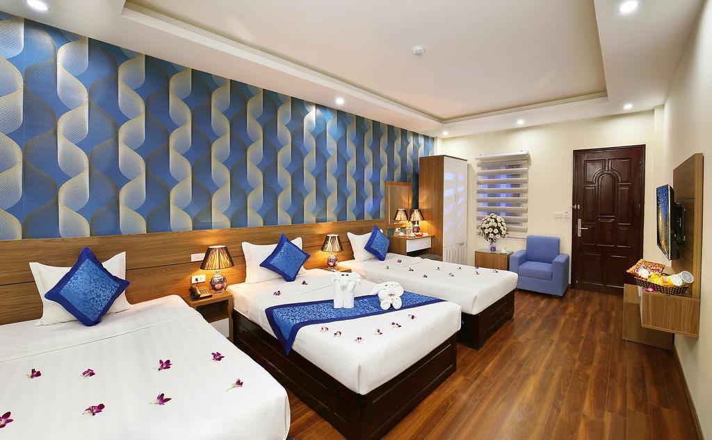 Aquarius Grand Hotel 3*