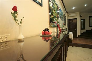 Golden Moon & Travel 3* Hanoi