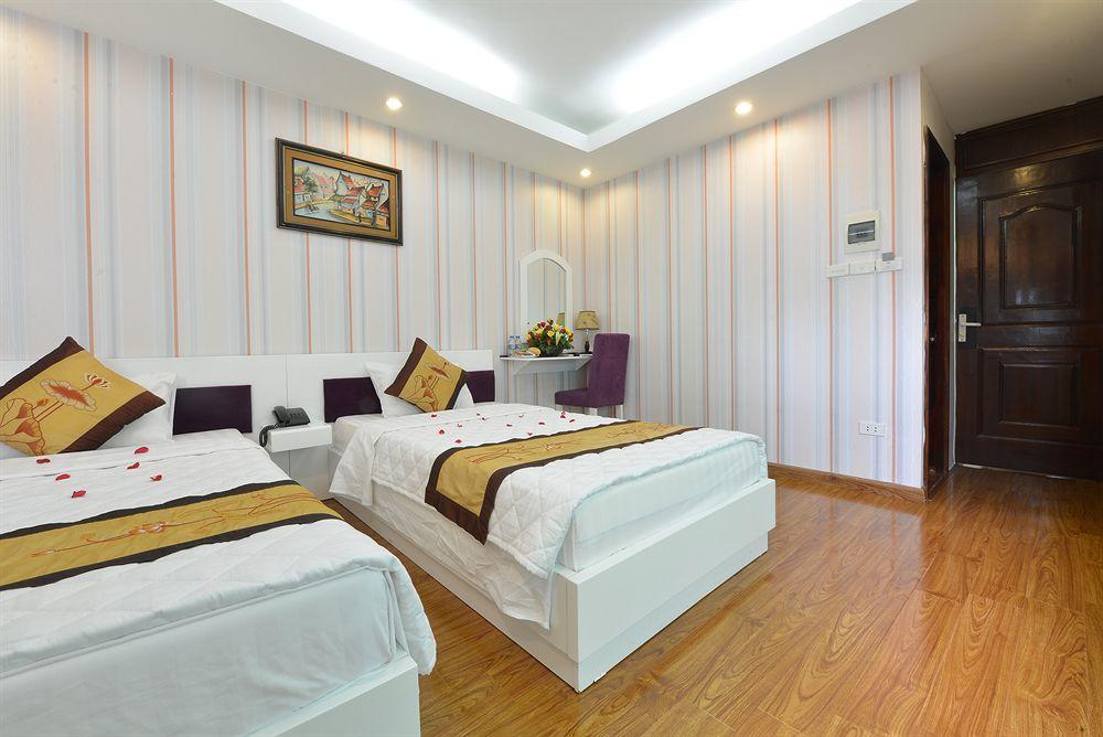 Diamond King & Travel Hotel