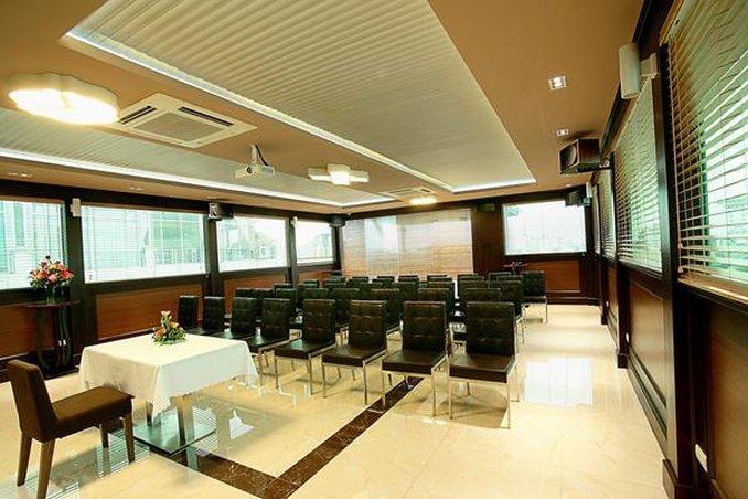 Hotel Skylark 4*