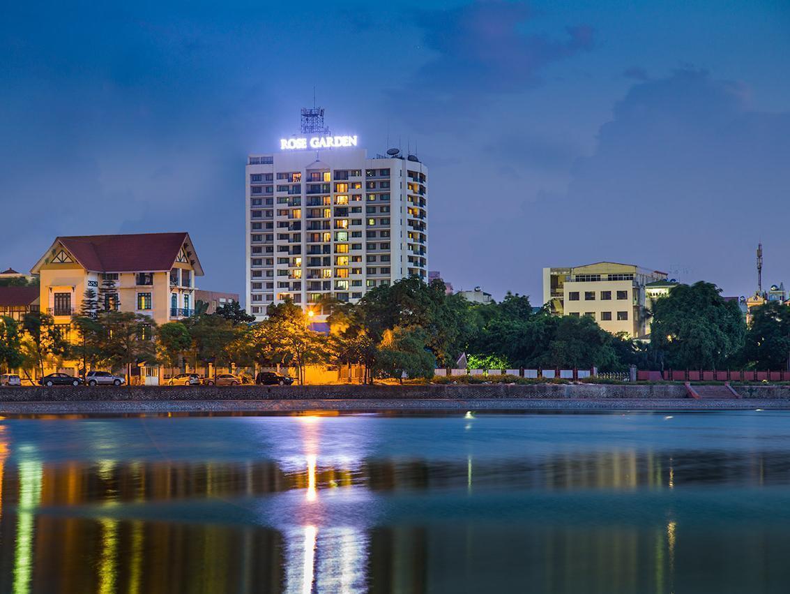 Rose Garden Residences 4*