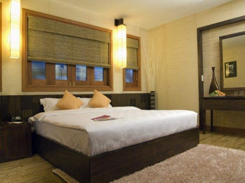 Oriental & 4*