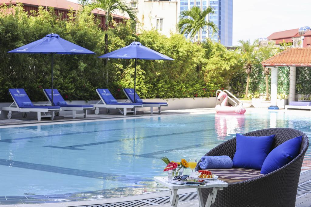 Aparthotel Rose Garden Residences 4*