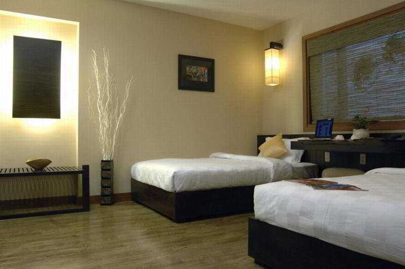 Oriental & 4*
