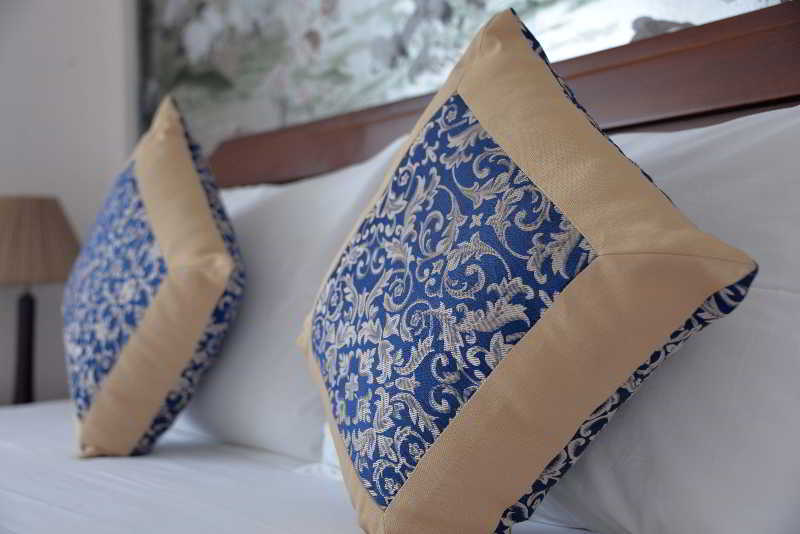 Lakeside Palace Hotel Hanoi