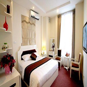 Hotel Lavish Centre