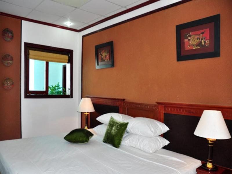 Atrium Hotel 3*